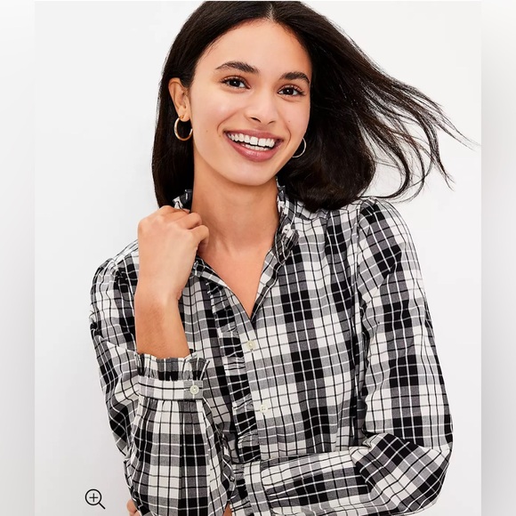 LOFT Plaid Ruffle button down black and white Shirt NWT Long sleeved size small - Picture 2 of 7